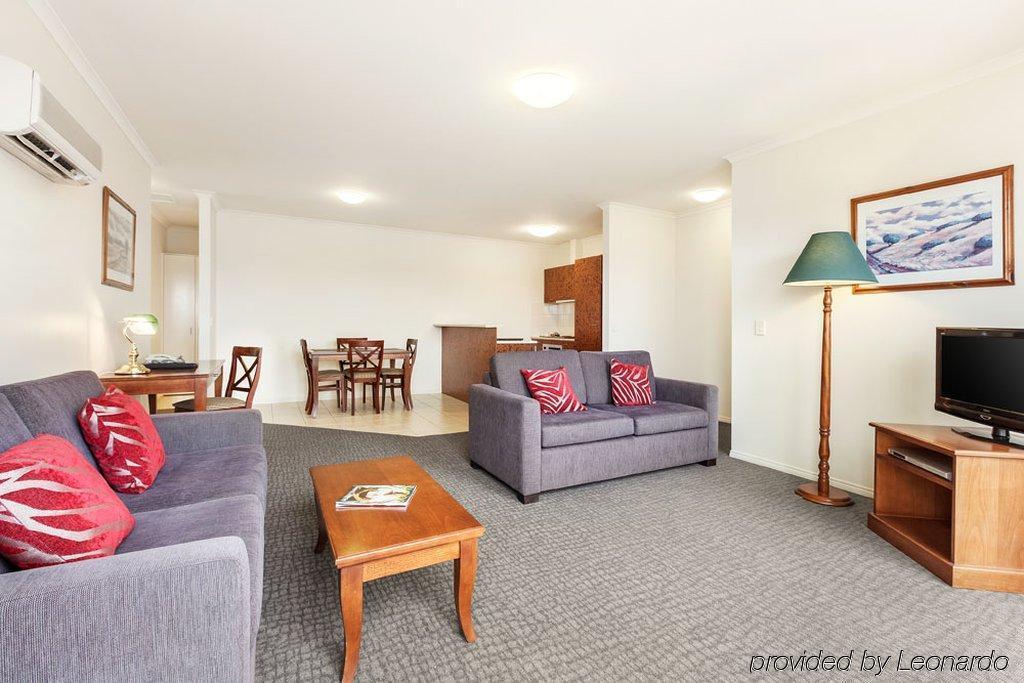 Aligned Corporate Residences Kew Melbourne Room photo